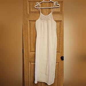 NWT Mango Full length lined linen dress with tie straps and crochet neck line. S